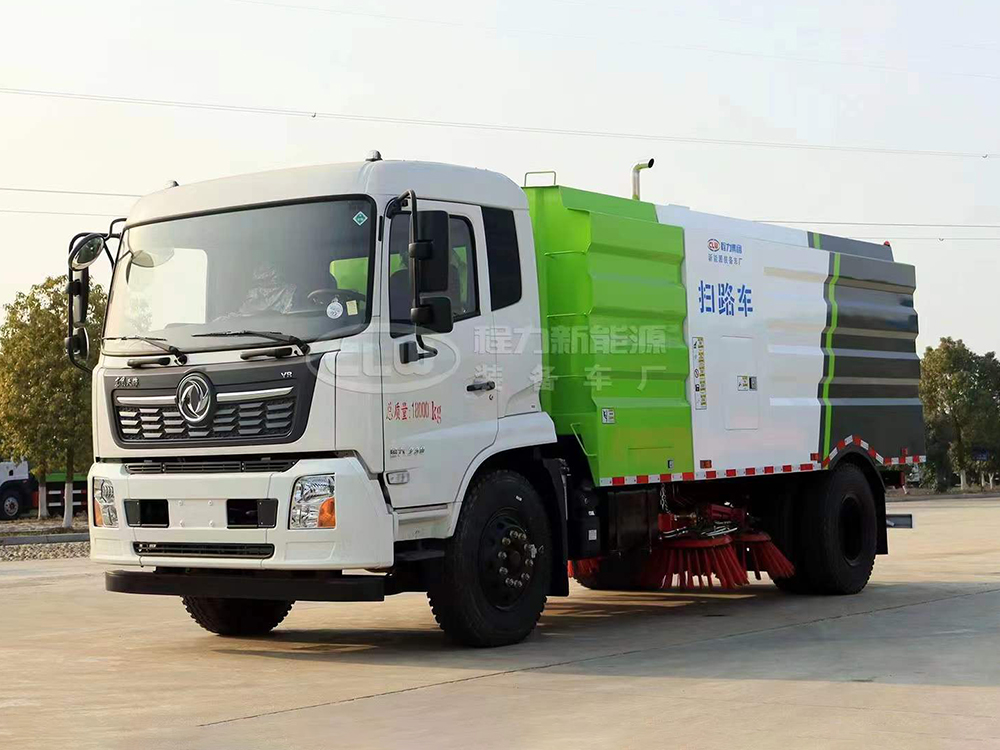 東風(fēng)天錦12方掃路車