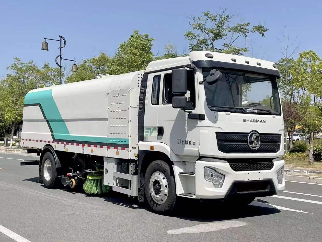 陜汽德龍純電動(dòng)洗掃車