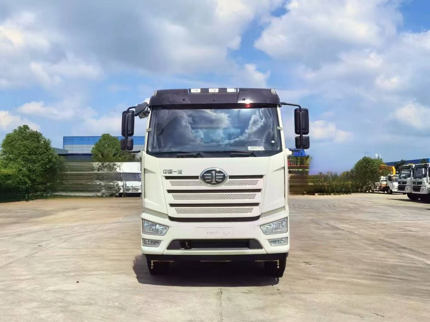 解放純電動洗掃車